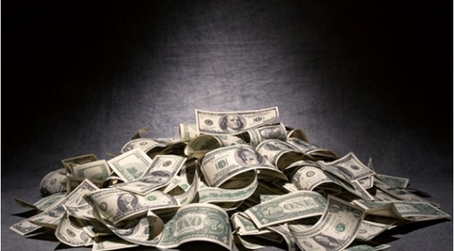 Para aklamada Şirinler yöntemi kullanıldı