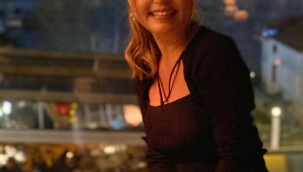 ASTROLOG ELİF BOZKURTER KİMDİR?