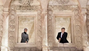 Bir Lokma Bir Hırkaya ne oldu: Abdullah Gül bayramı Paris'te geçiriyor