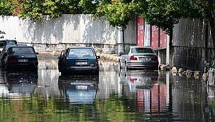 Yarın Öğlene Kadar Dikkat! Peş Peşe Alarm Sonrası İstanbul'da Yine Sağanak