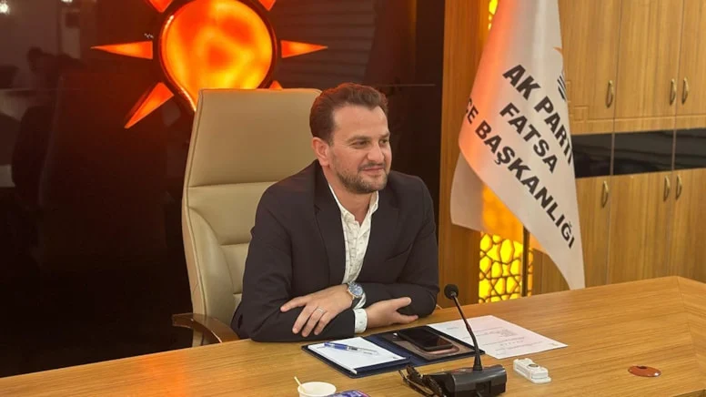 AKP'li başkanın diplomasız yengesi öğretmen yapıldı