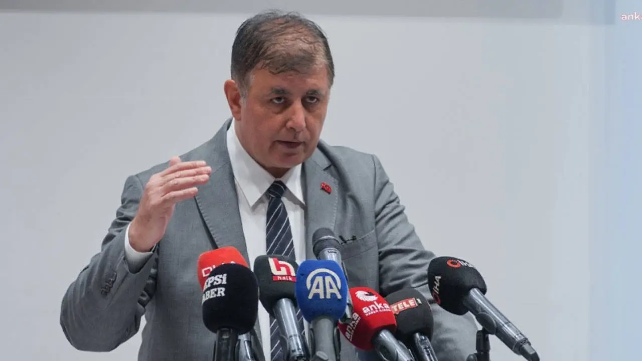 Cemil Tugay, 1030 işçinin işten çıkarılacağını açıkladı: "Sorumlusu sendikadır"