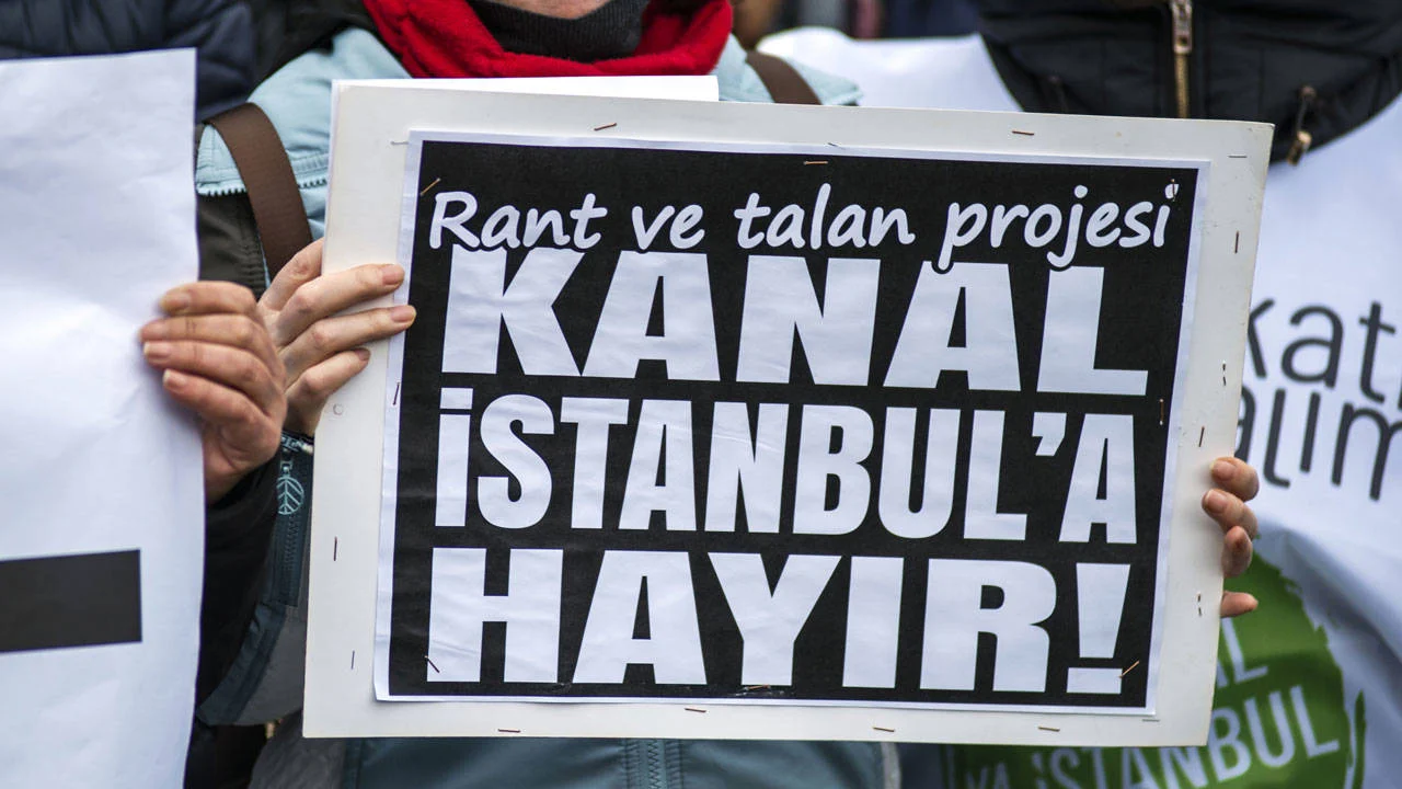 Kanal İstanbul güzergahında 2,5 milyon metrekarelik alan imara açıldı! 