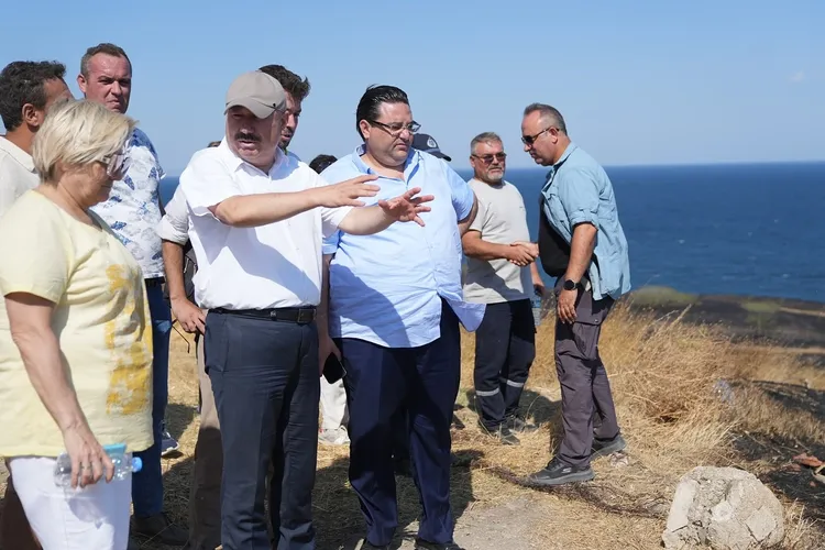 Marmaraereğlisi'nde Çıkan Yangın Kontrol Altına Alındı Başkan Onur Bozkurter "En küçük ihmal büyük felaketlere yol açabilir."