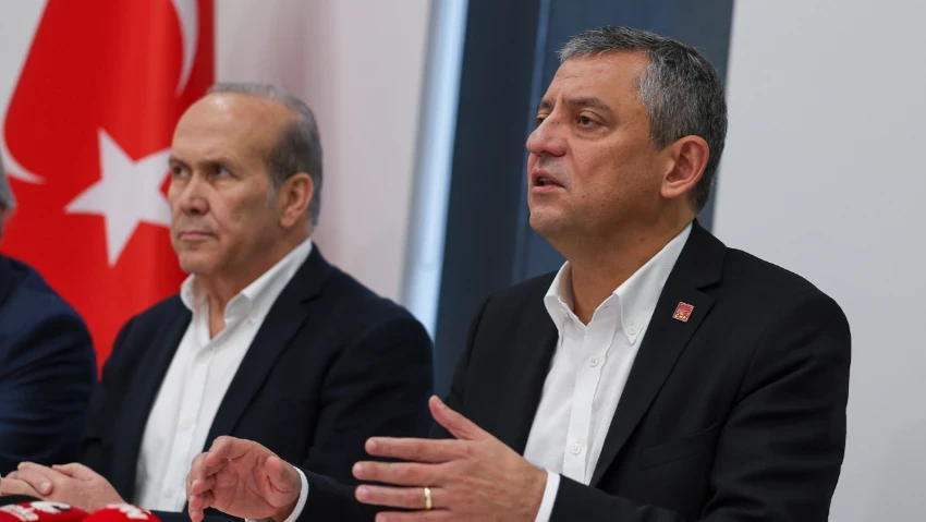 Süreç Komisyonu'ndan İmralı'ya Bir Heyet Giderse CHP İçinde Yer Alır mı? Özgür Özel'den Net Yanıt